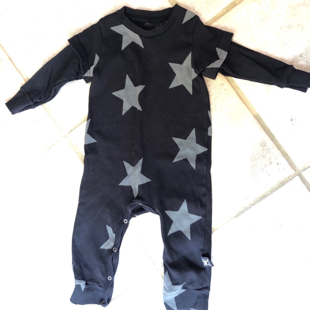 Nununu Long Sleeve Star Romper